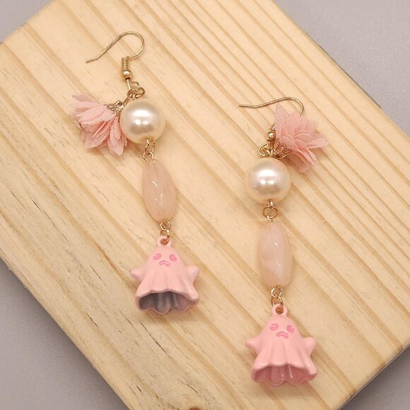 Whimsical Pale Pink Ghost Charm Earrings - Picture 1 of 3